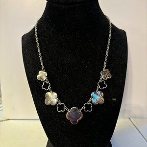 Charming silver 4 leaf clover necklace